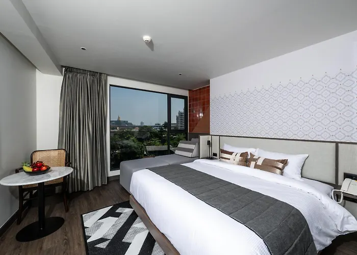 Hotel We Riverfront Bangkok