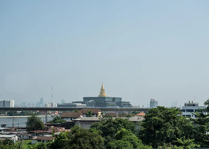 We Riverfront Hotel Bangkok