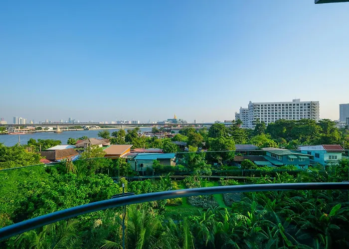 We Riverfront Hotel Bangkok