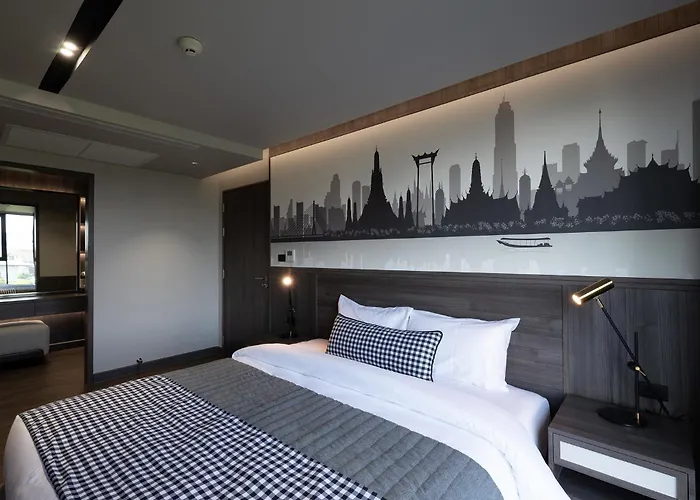 Hotel We Riverfront
